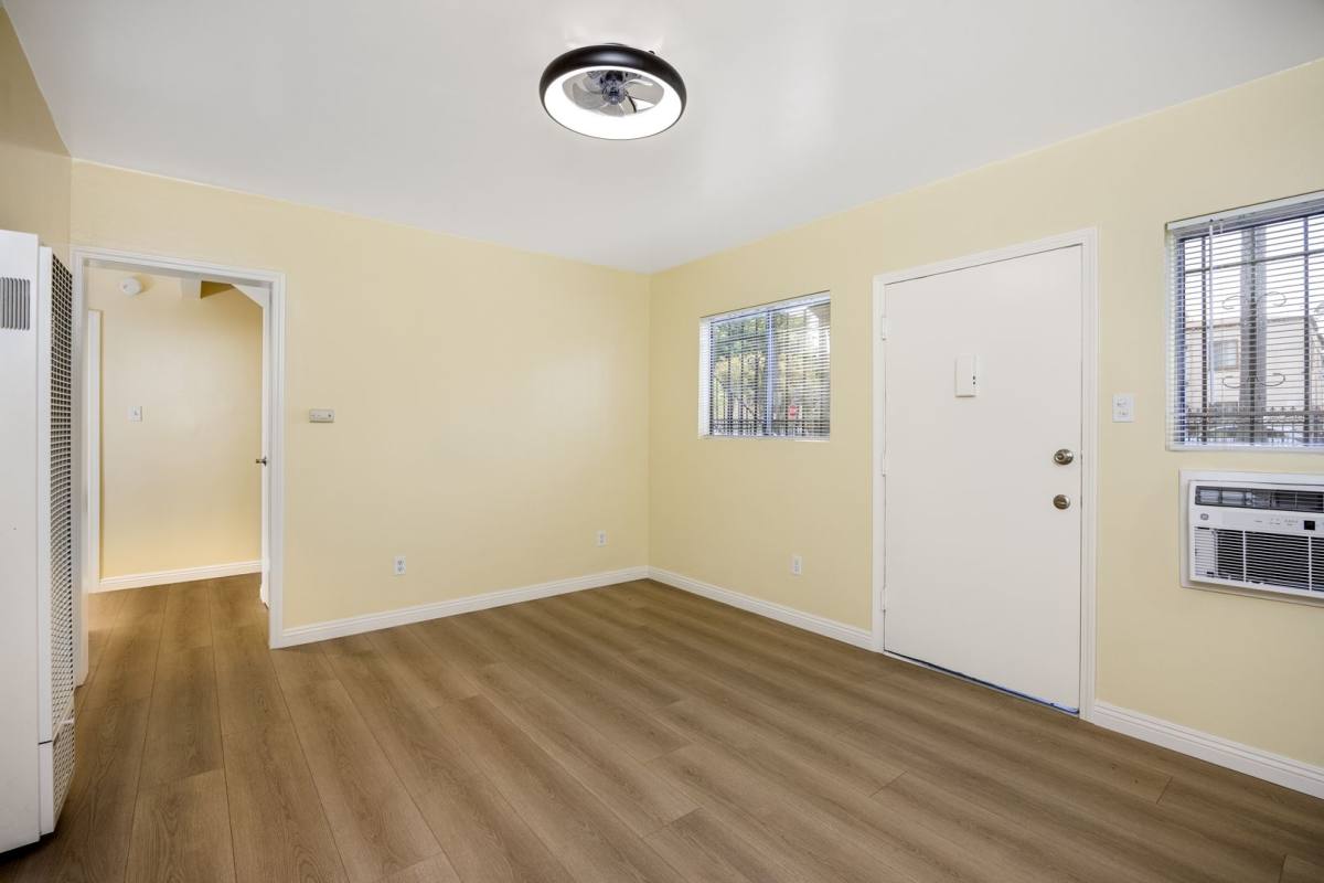 Apartment for rent at 3620 S Budlong Ave, Los Angeles, CA 90007