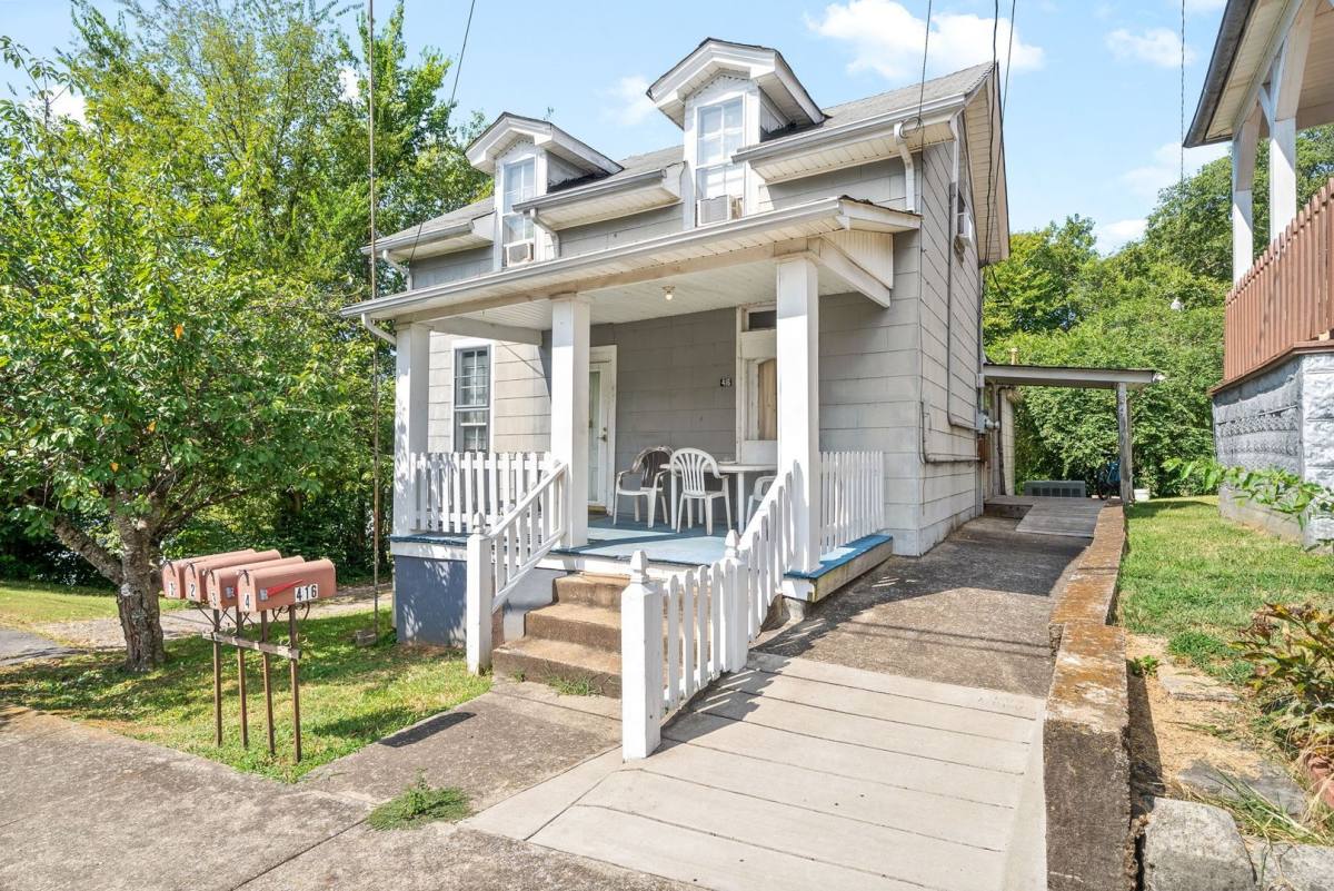 Apartment for rent at 416 S Second St, Clarksville, TN 37040