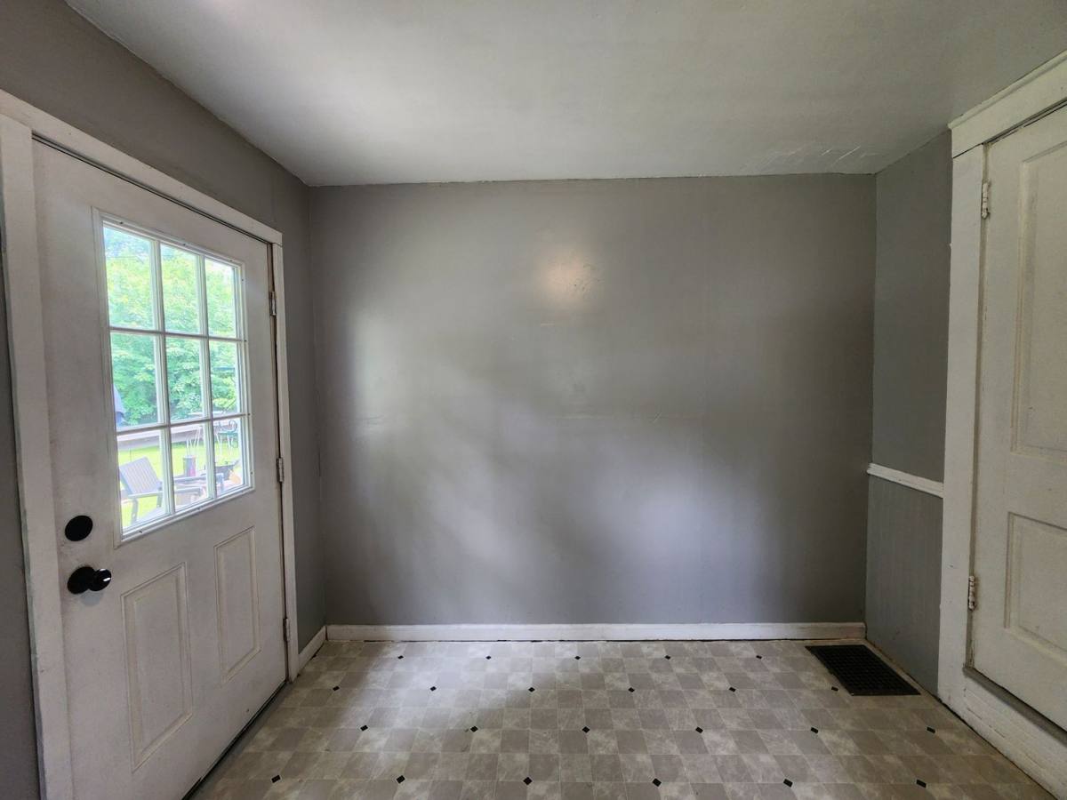 Apartment for rent at 517 N 14 St, Terre Haute, IN 47807