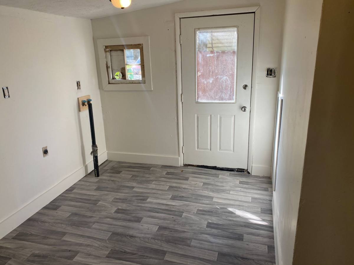 House for rent at 1192 Harpster Ave, Akron, OH 44312