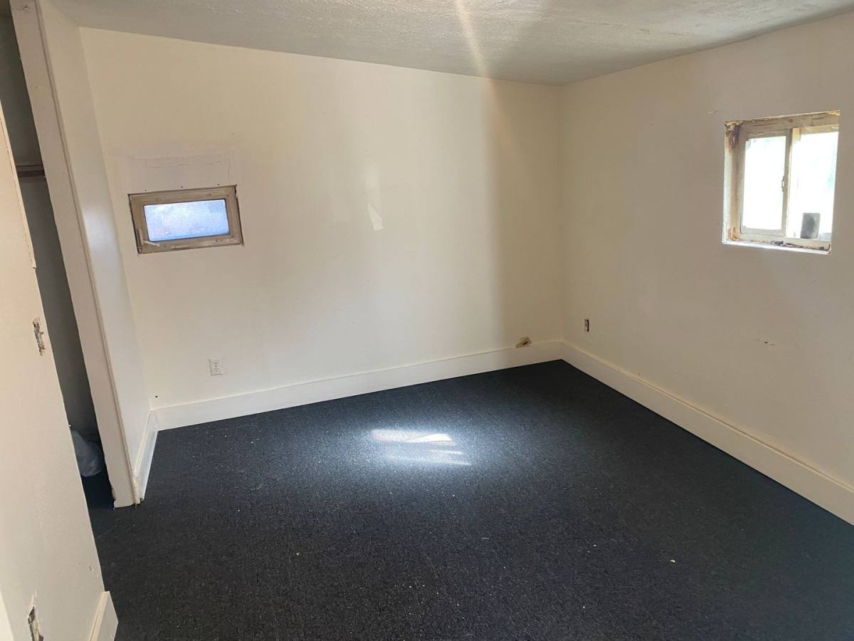 House for rent at 1192 Harpster Ave, Akron, OH 44312