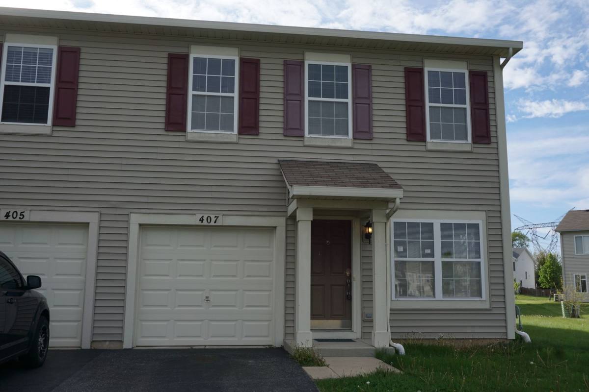House for rent at 407 Waubonsee Dr, Plano, IL 60545