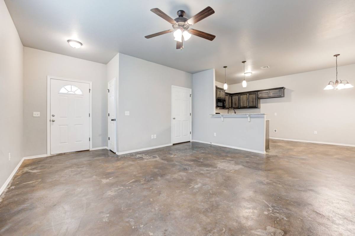 Townhouse for rent at 1752 Eighty Niner Terrace, El Reno, OK 73036