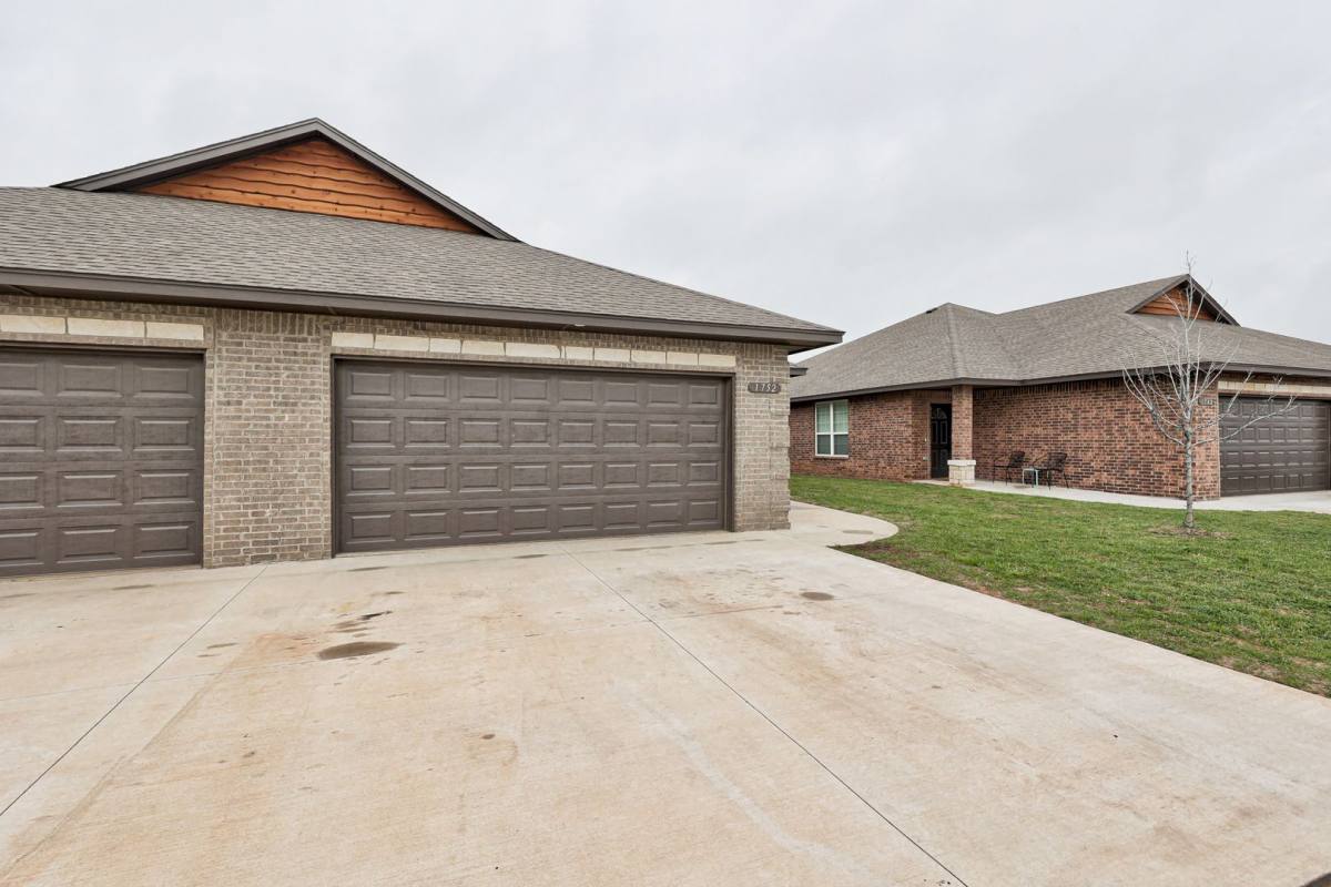 Townhouse for rent at 1752 Eighty Niner Terrace, El Reno, OK 73036