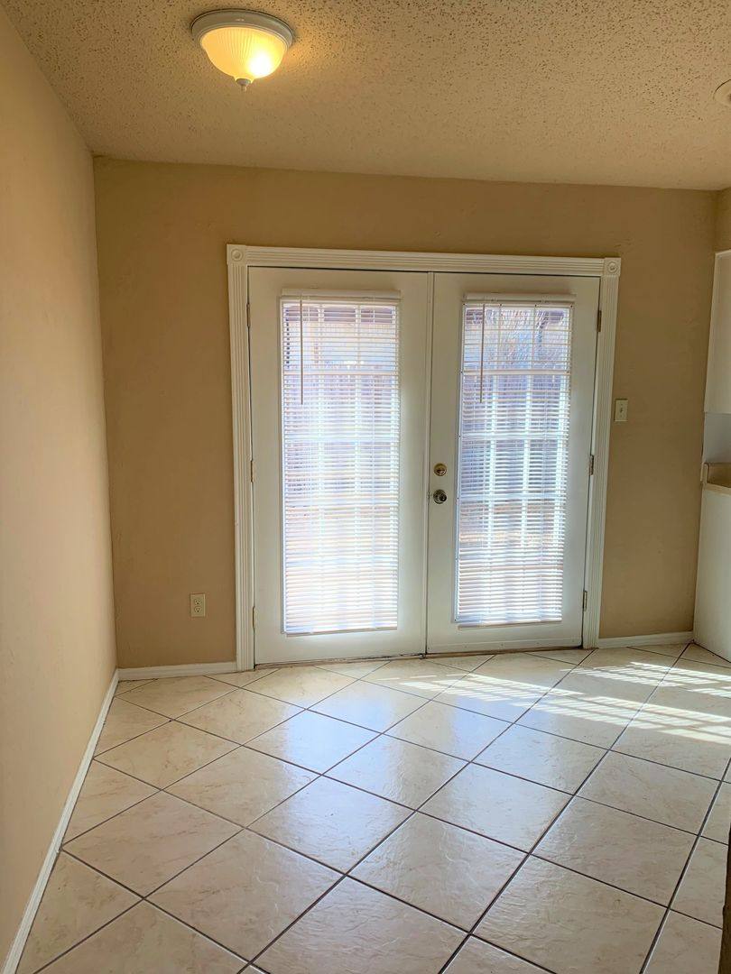 House for rent at 1001 SE Alta Lane, Lawton, OK 73501