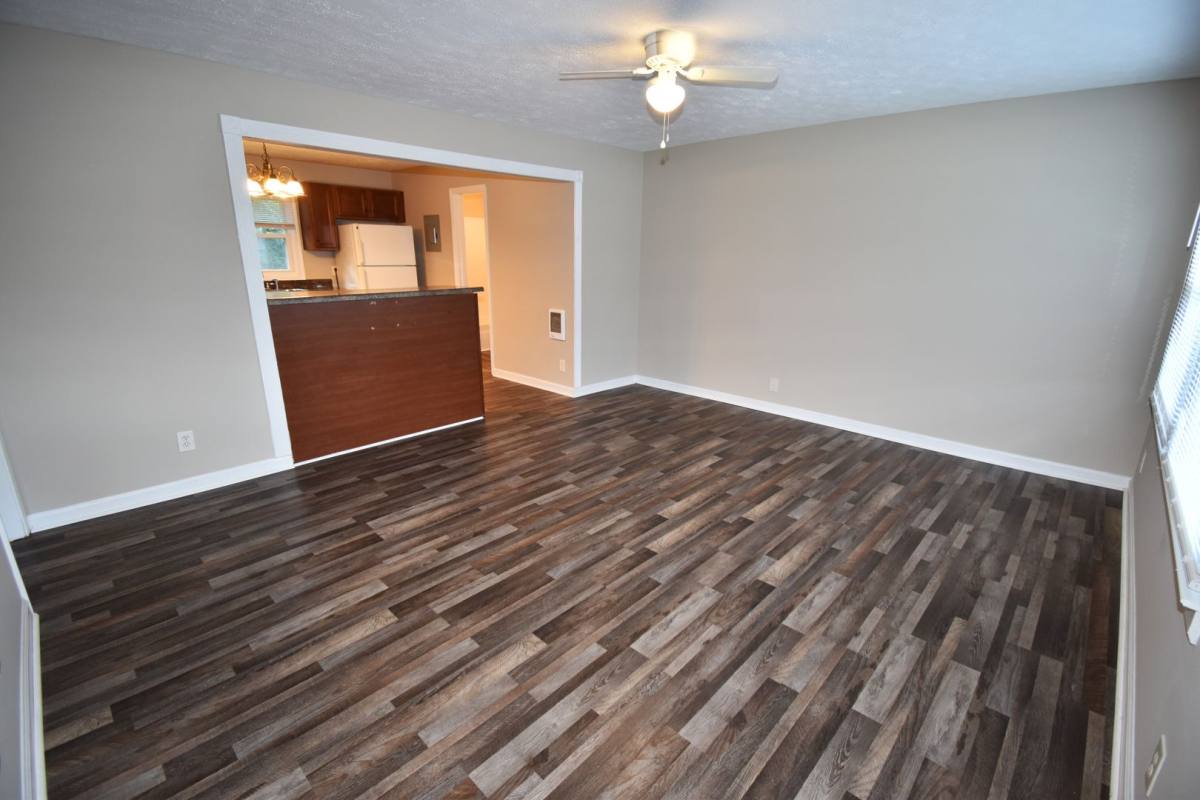 Apartment for rent at 2976 Lake Rd, Woodlawn, TN 37191