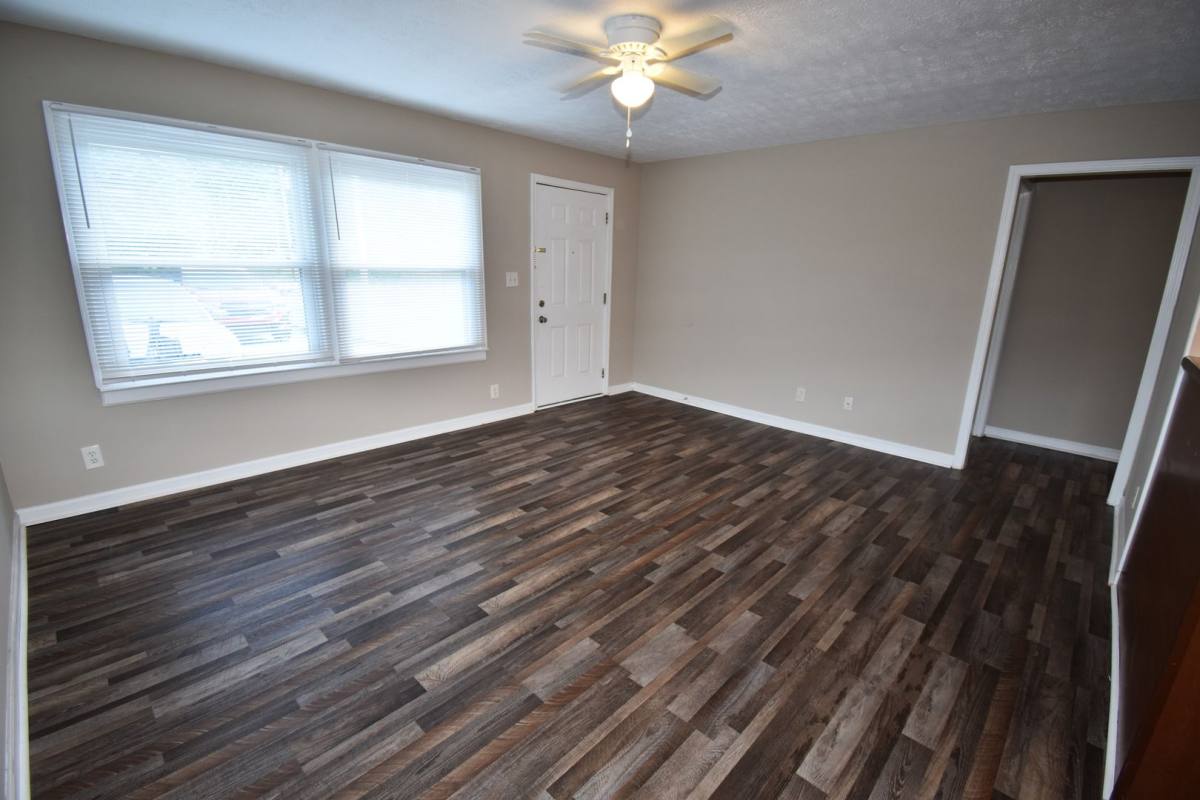 Apartment for rent at 2976 Lake Rd, Woodlawn, TN 37191