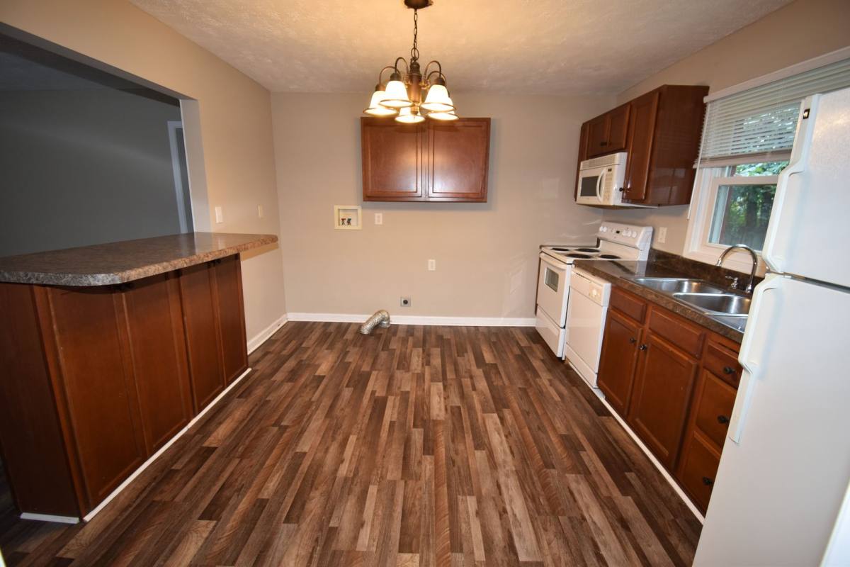 Apartment for rent at 2976 Lake Rd, Woodlawn, TN 37191