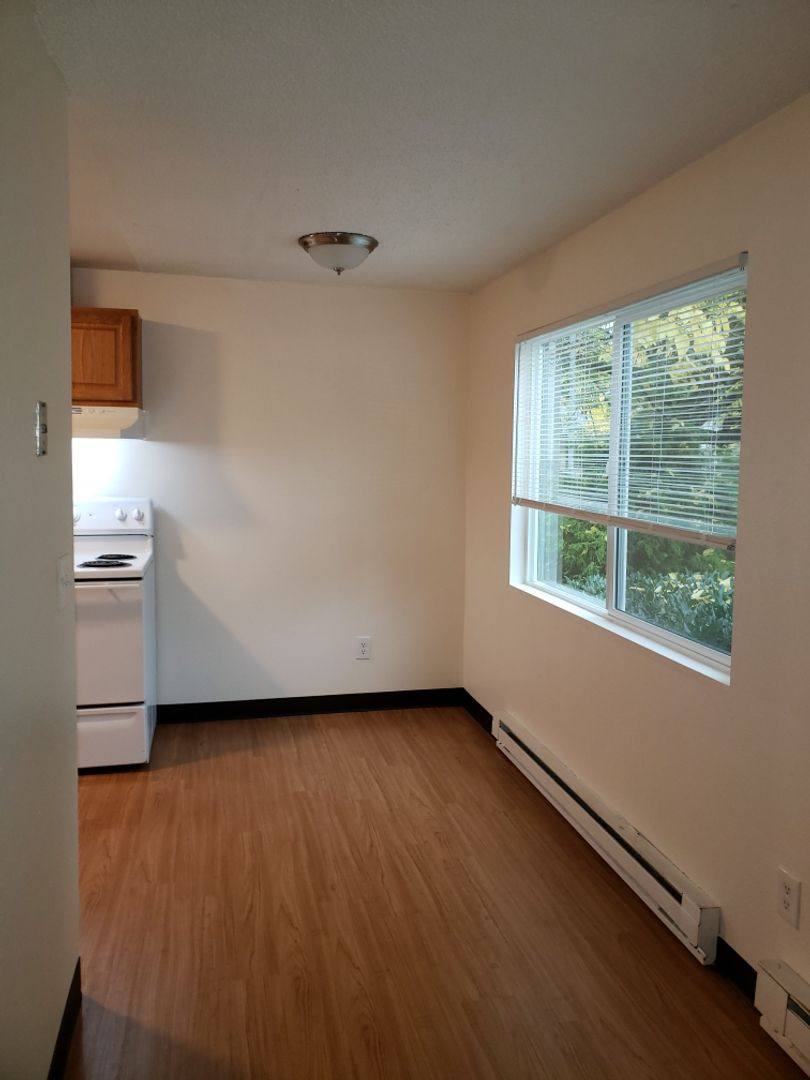 Apartment for rent at 3721 SE 13th Ave, Portland, OR 97202