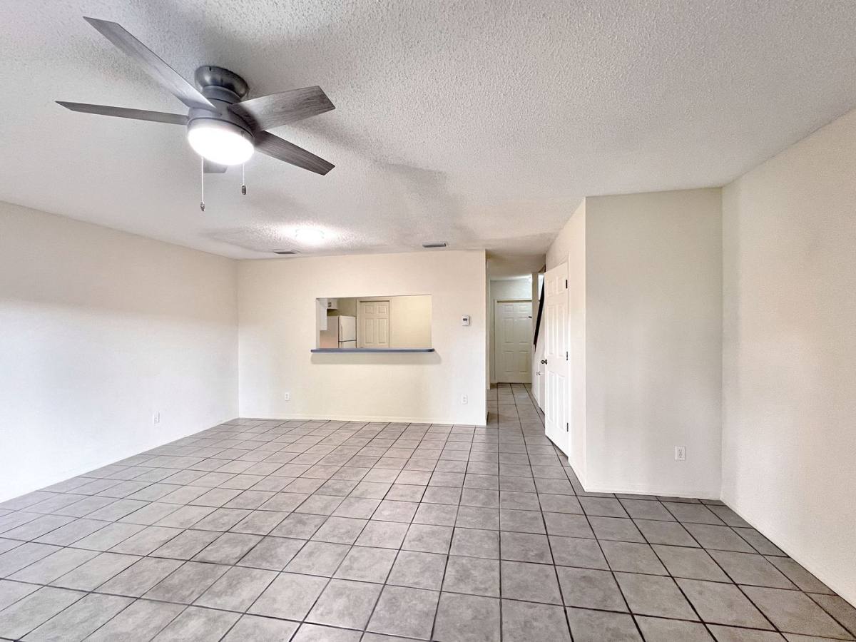 Townhouse for rent at 2312 Isle Royale Court SE, Winter Haven, FL 33880