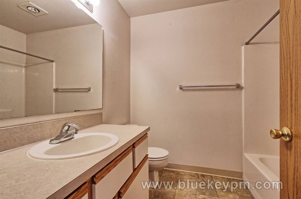 Apartment for rent at 808 SE 4th St, Battle Ground, WA 98604