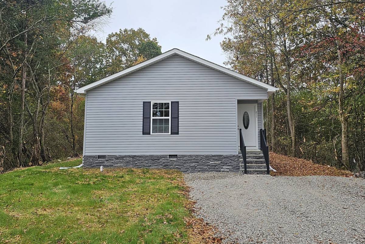 House for rent at 211 Sims Lane, Tullahoma, TN 37388