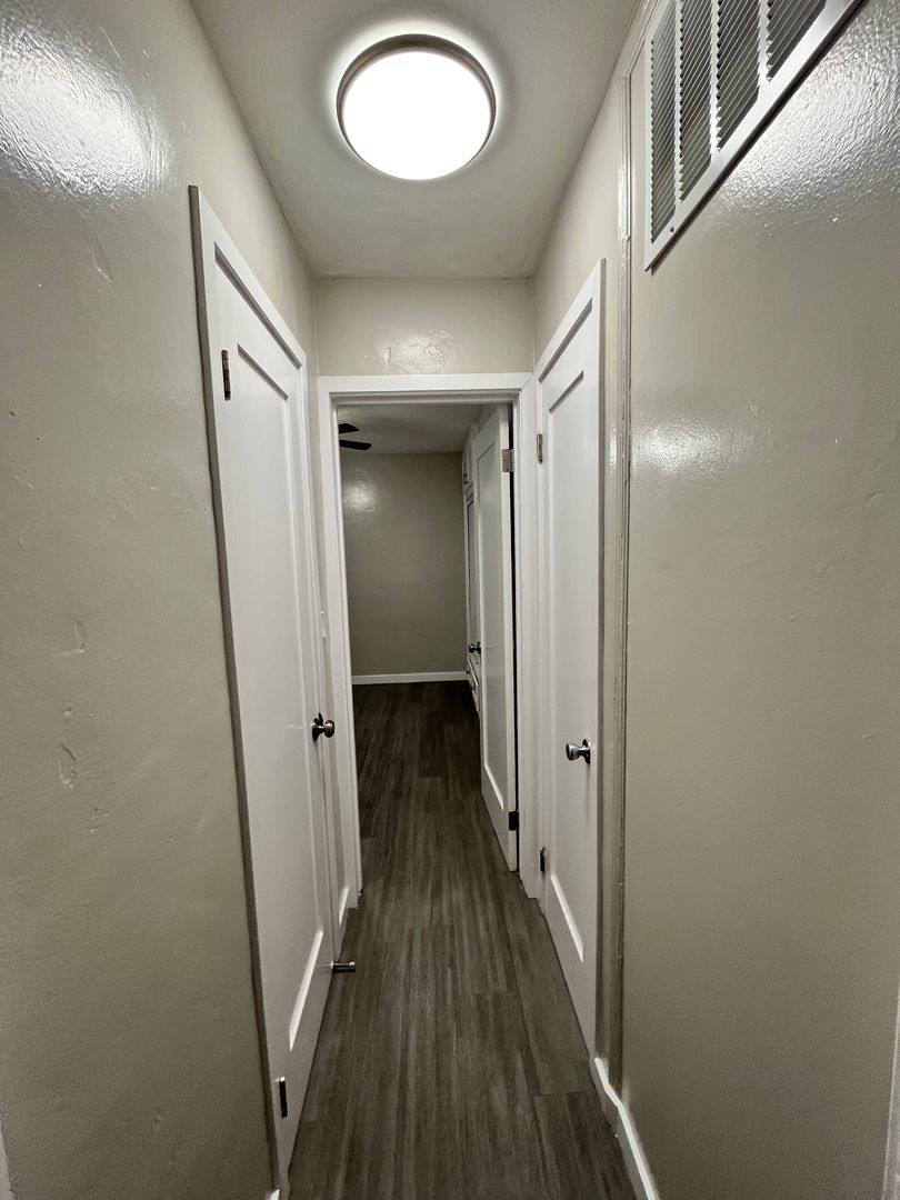 Apartment for rent at 1017 Pacific Ave, Long Beach, CA 90813