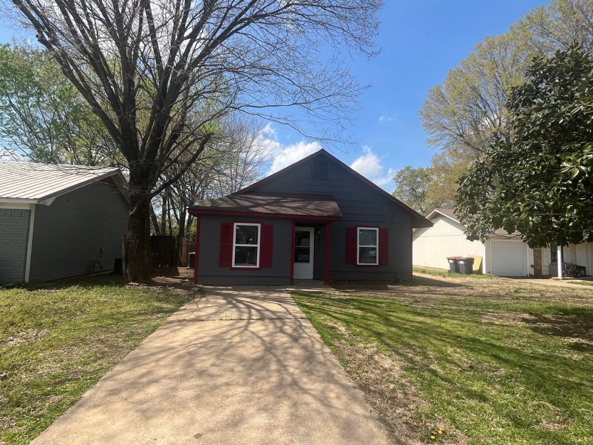 House for rent at 2207 S Hartford Cove, Russellville, AR 72801