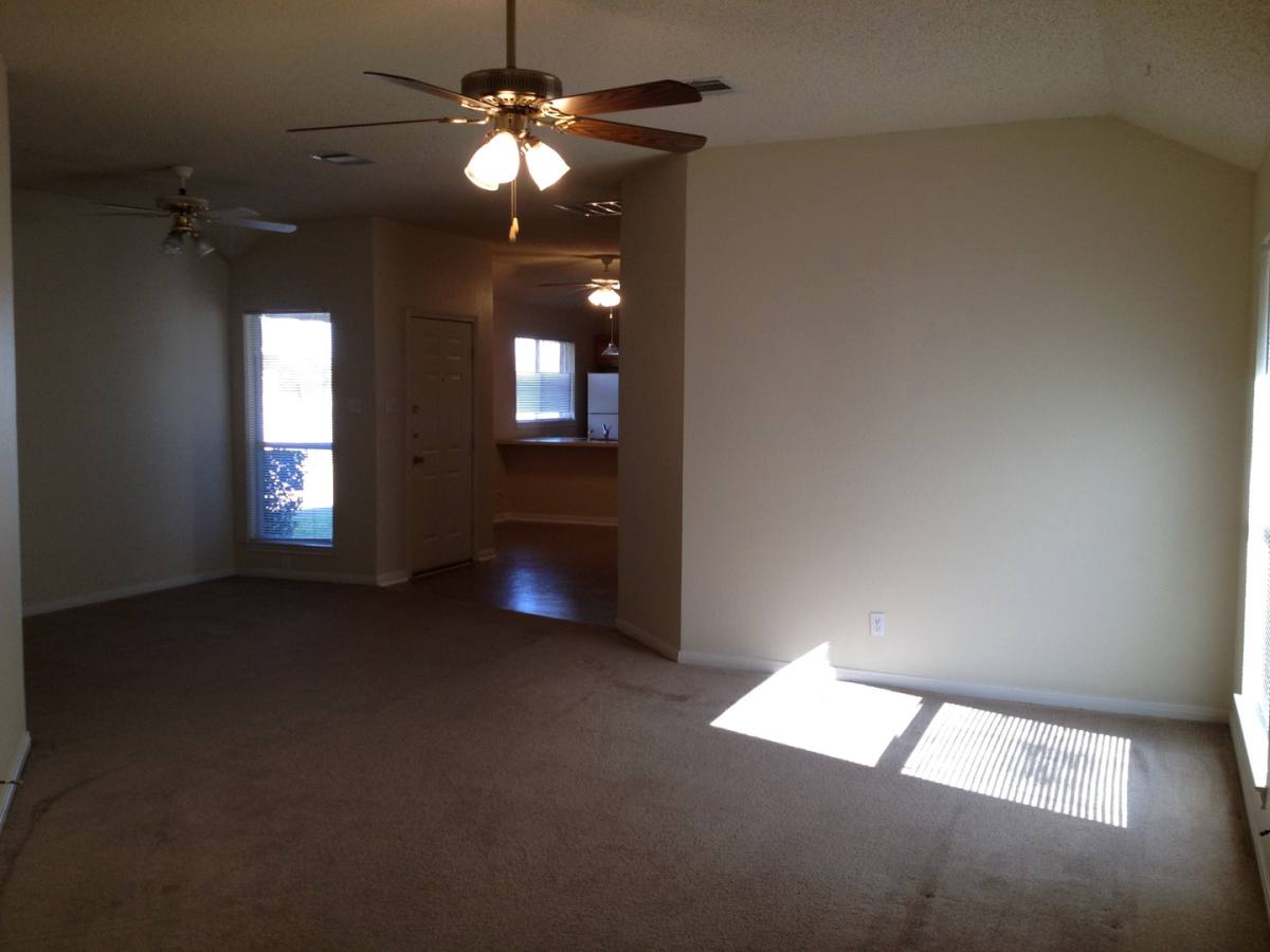 House for rent at 1513 Breezy Dr, Woodway, TX 76712