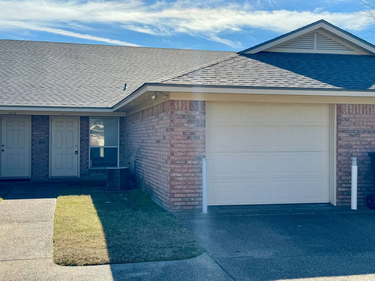 House for rent at 1627 Breezy Dr, Woodway, TX 76712
