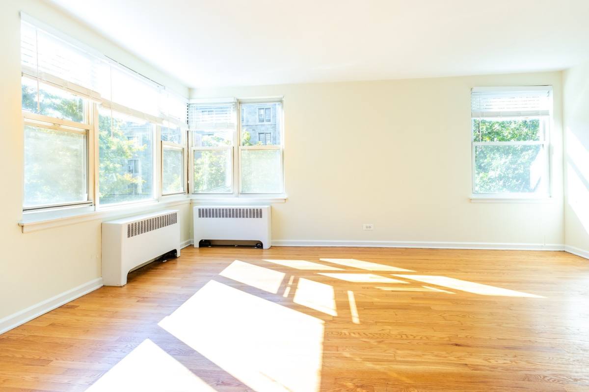 Apartment for rent at 400-412 S Scoville, Oak Park, IL 60302