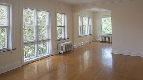 Apartment for rent at 921 Lake St, Oak Park, IL 60301