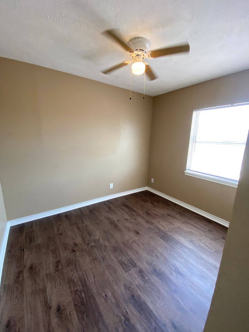 Apartment for rent at 1801 Lake St, Lake Charles, LA 70601