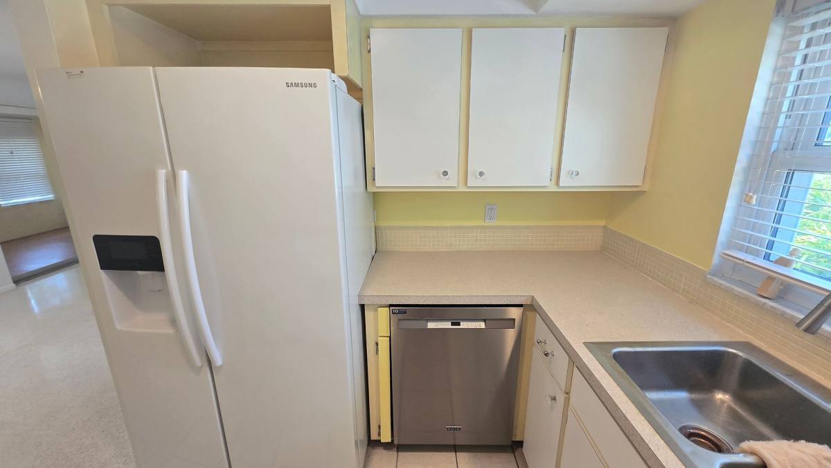 House for rent at 3512 School Ave, Sarasota, FL 34239