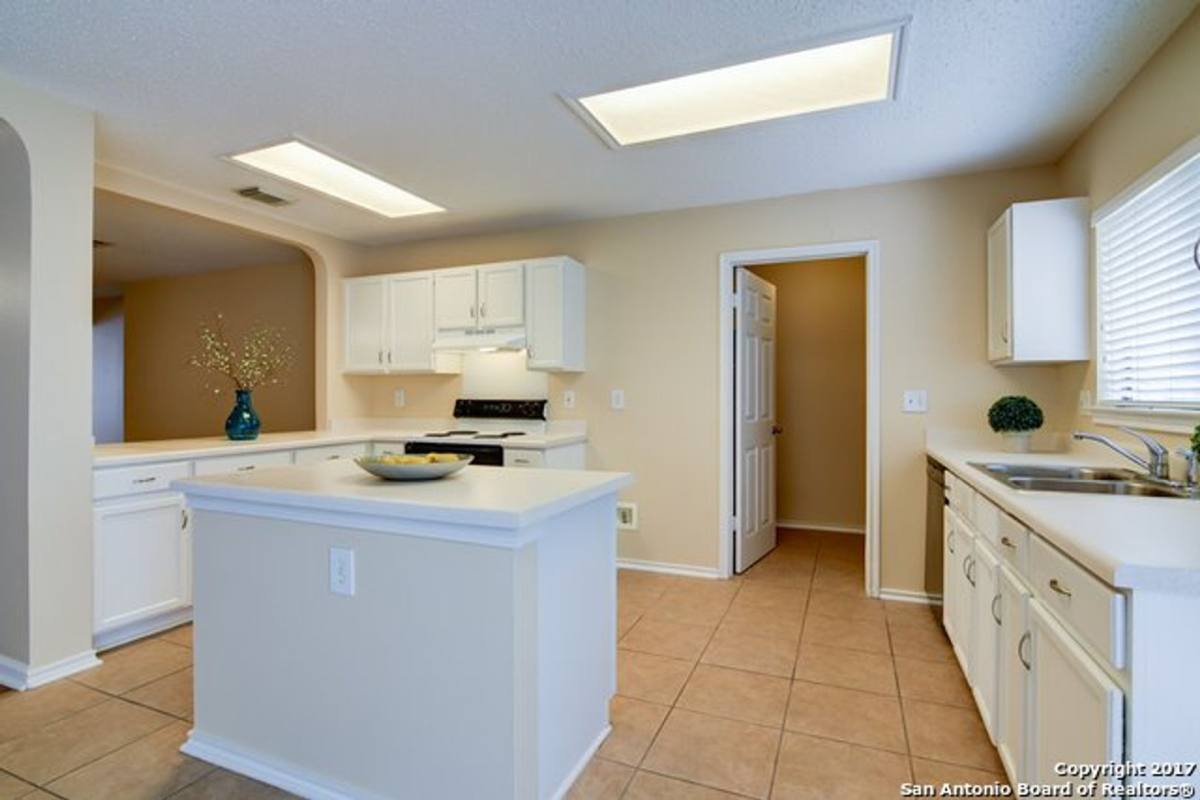 House for rent at 9203 Chinon, San Antonio, TX 78250