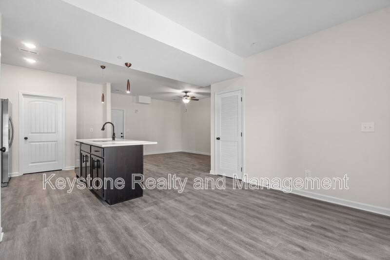 Apartment for rent at 229 E Johnson Circle, Clarksville, TN 37040