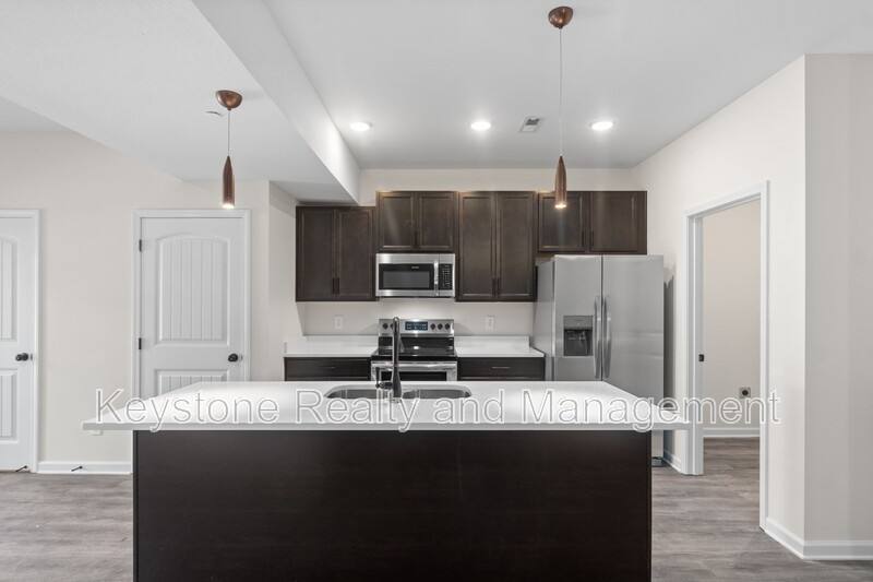 Apartment for rent at 229 E Johnson Circle, Clarksville, TN 37040