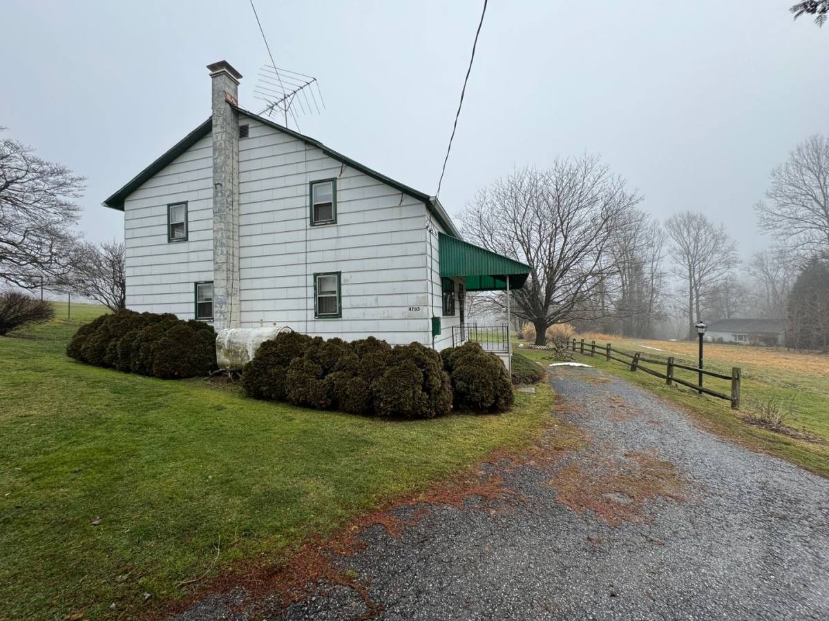 House for rent at 4703 Fake Rd, York, PA 17406