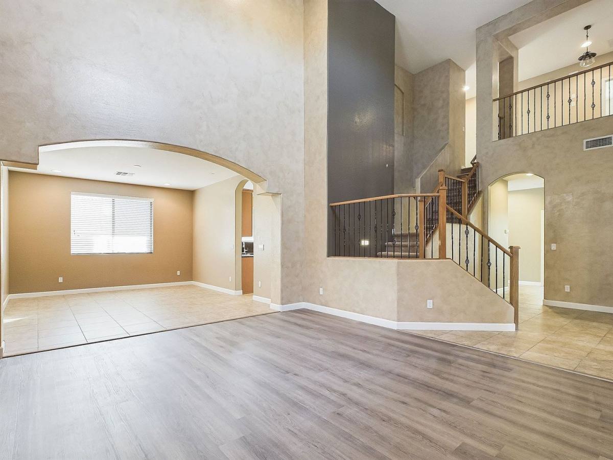 House for rent at 2209 W Red Range Way, Phoenix, AZ 85085