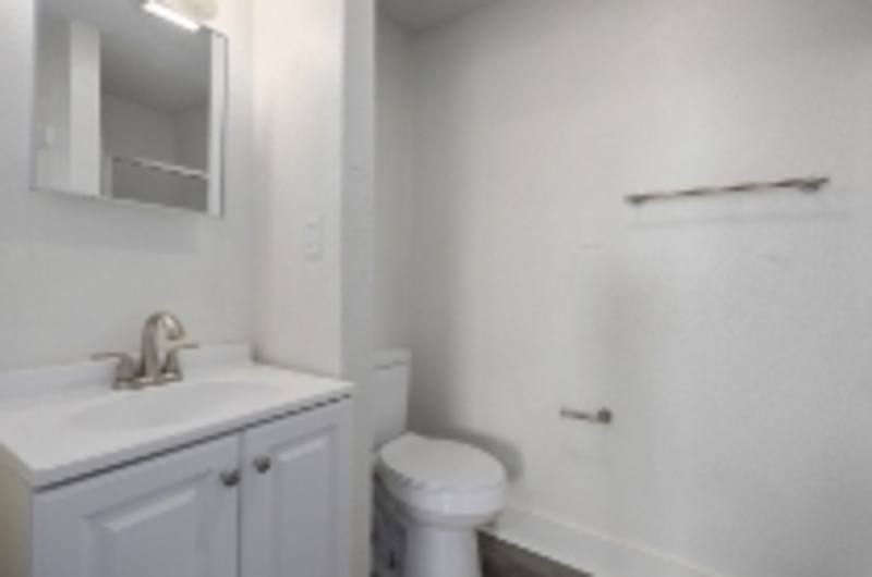 Apartment for rent at 204 E Franklin St #8, Liberty, MO 64068
