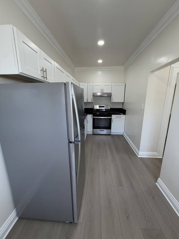 Apartment for rent at 1117 S Westlake Ave, Los Angeles, CA 90006
