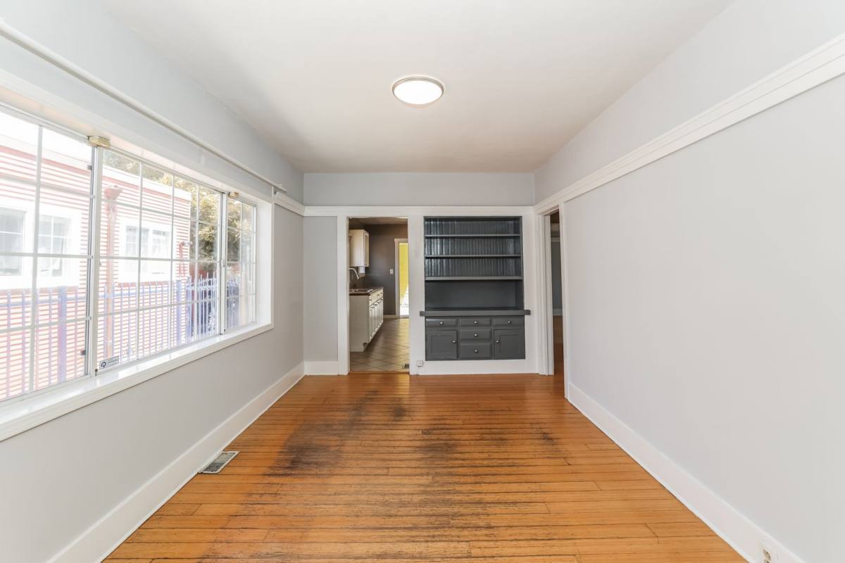 House for rent at 4692 Congress Ave, Oakland, CA 94601