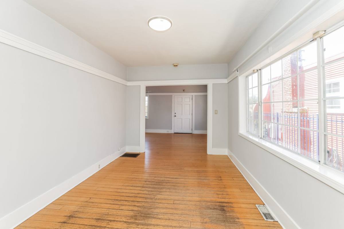 House for rent at 4692 Congress Ave, Oakland, CA 94601