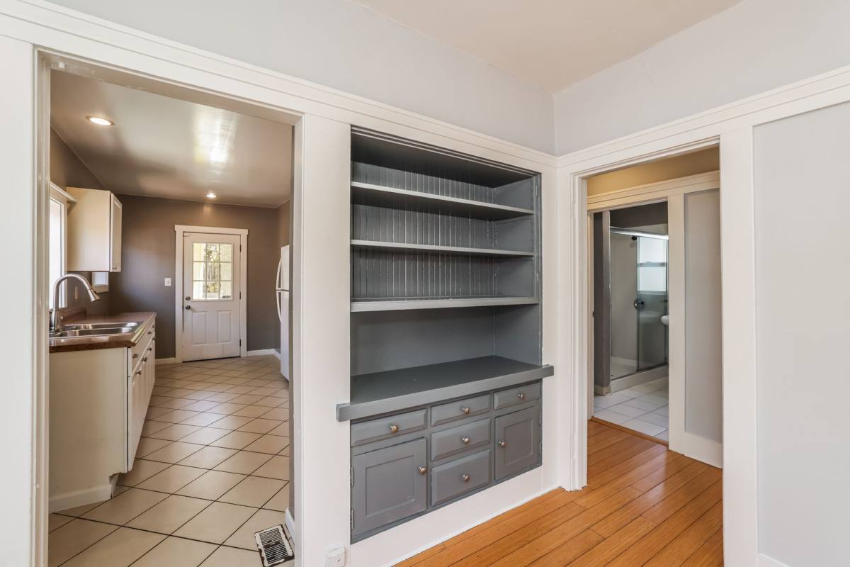 House for rent at 4692 Congress Ave, Oakland, CA 94601