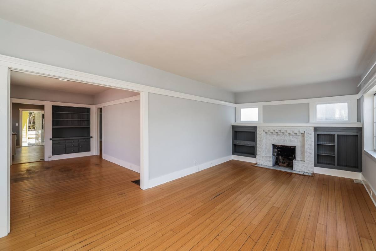 House for rent at 4692 Congress Ave, Oakland, CA 94601