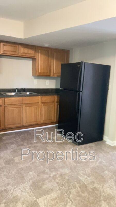 Townhouse for rent at 3109 Grierton Court #6, Charlotte, NC 28205