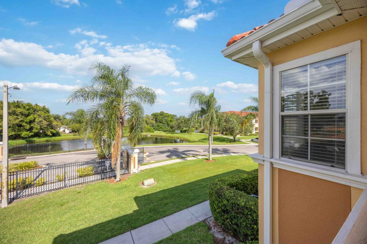 Condo for rent at 1195 Villagio Circle, Sarasota, FL 34237