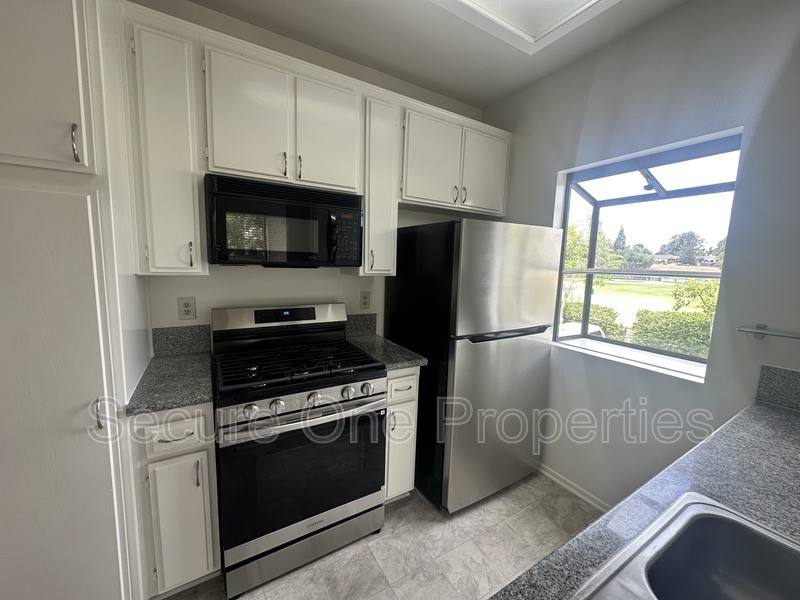 Condo for rent at 86 Maegan Place #5, Thousand Oaks, CA 91362
