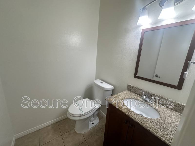 Condo for rent at 86 Maegan Place #5, Thousand Oaks, CA 91362