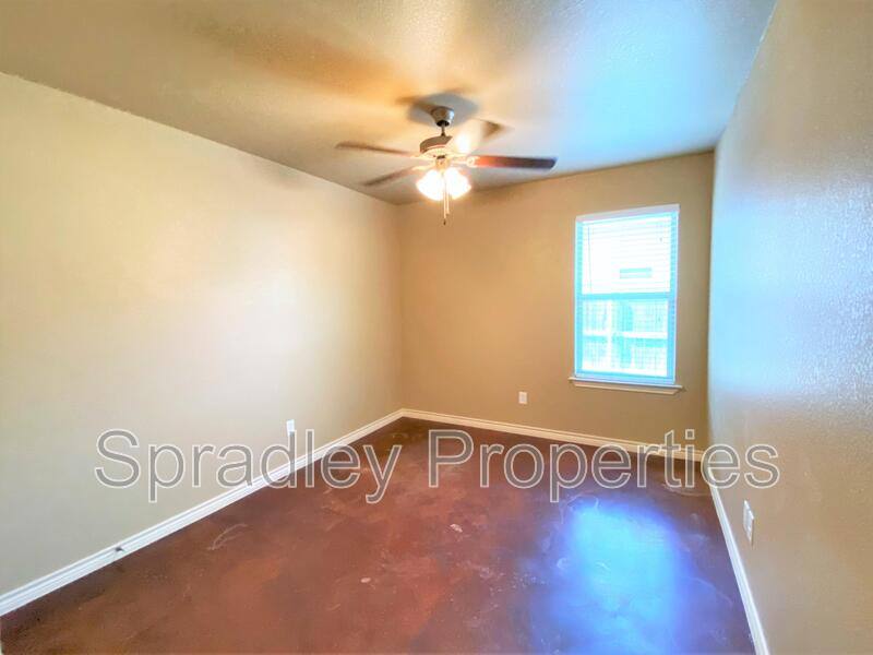 Apartment for rent at 1559 Brady Way, Belton, TX 76513