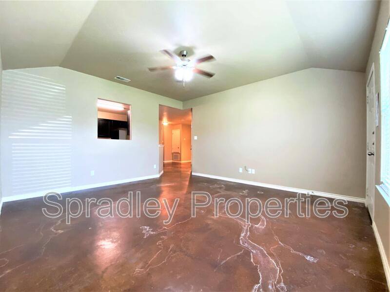 Apartment for rent at 1559 Brady Way, Belton, TX 76513