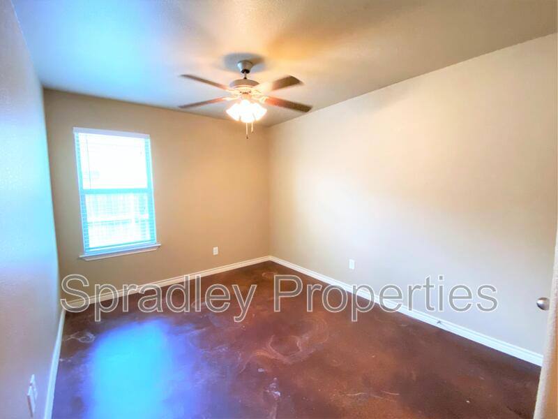 Apartment for rent at 1559 Brady Way, Belton, TX 76513