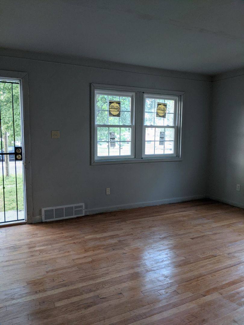 House for rent at 19440 W Chicago, Detroit, MI 48228