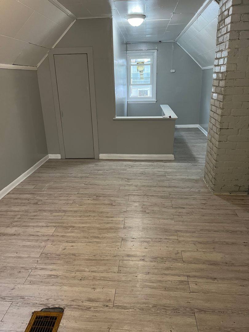House for rent at 19440 W Chicago, Detroit, MI 48228