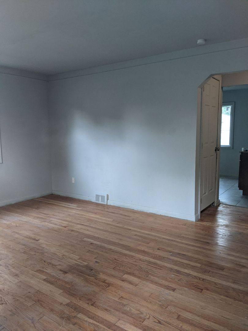 House for rent at 19440 W Chicago, Detroit, MI 48228