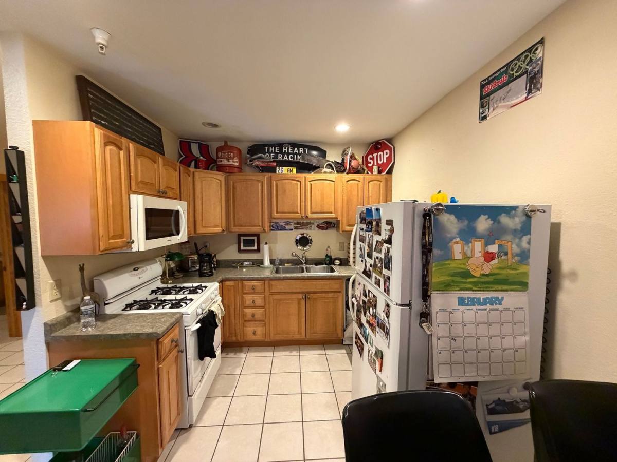 Apartment for rent at 436 Thayer St, Rhinelander, WI 54501