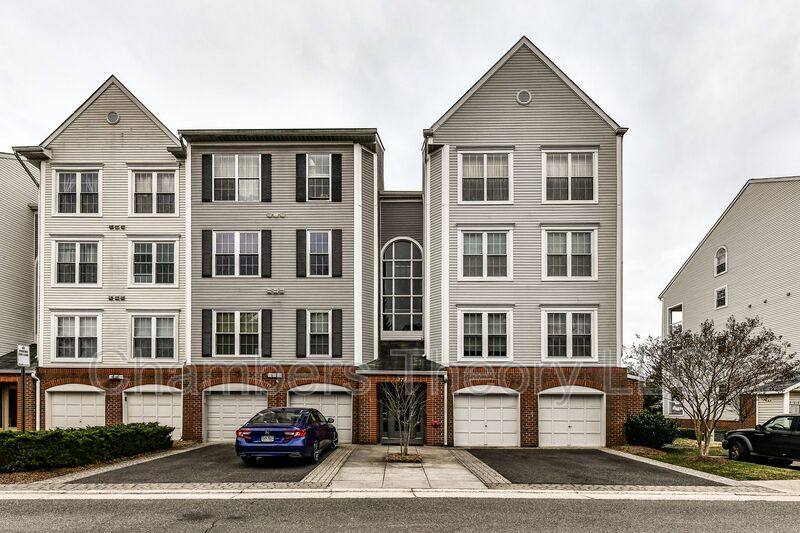 Condo for rent at 275 S Pickett St #302, Alexandria, VA 22304