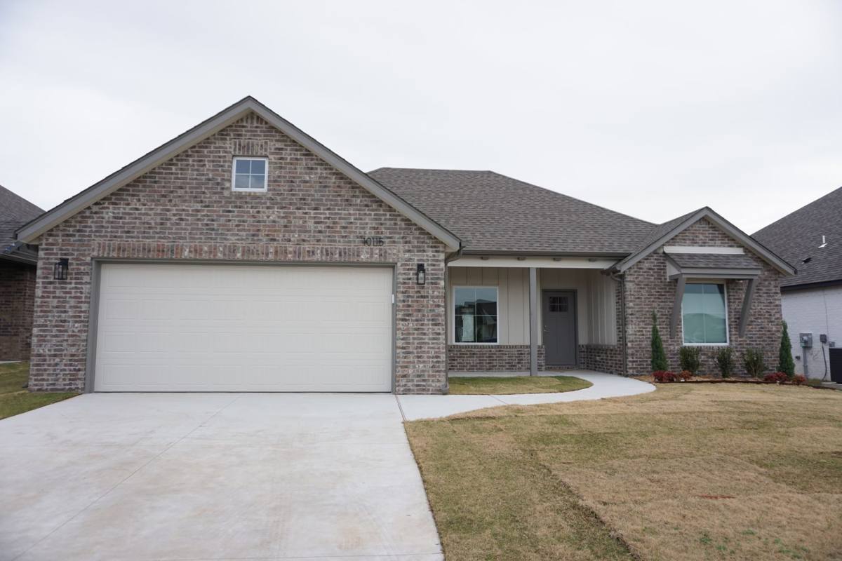 House for rent at 10115 S 227th E Ave, Broken Arrow, OK 74014