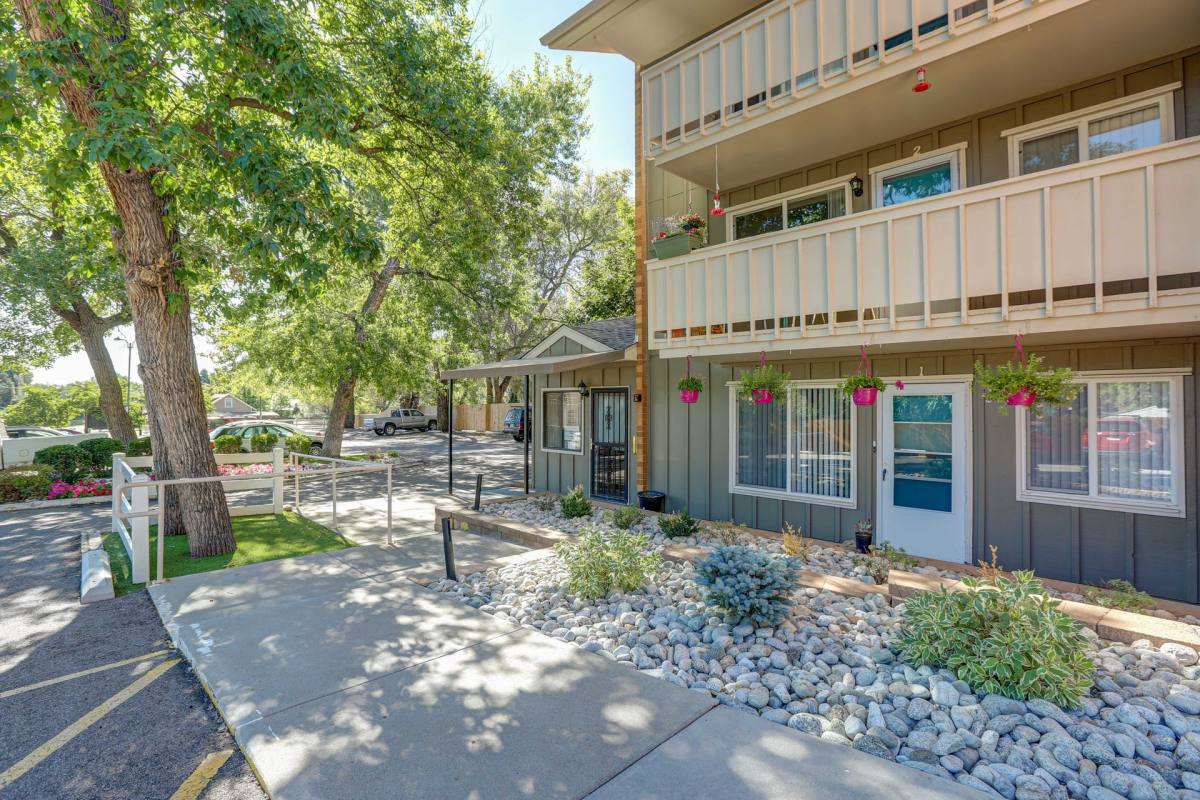 Apartment for rent at 3445 Wadsworth Blvd, Wheat Ridge, CO 80033