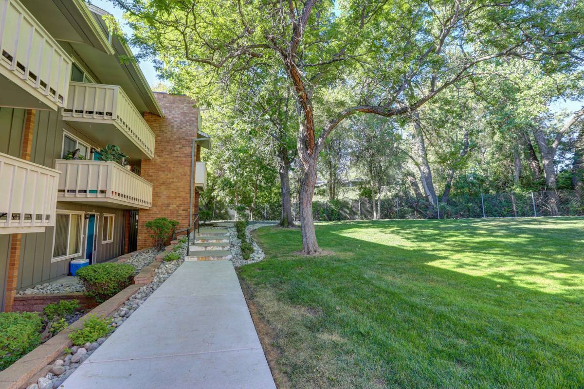 Apartment for rent at 3445 Wadsworth Blvd, Wheat Ridge, CO 80033